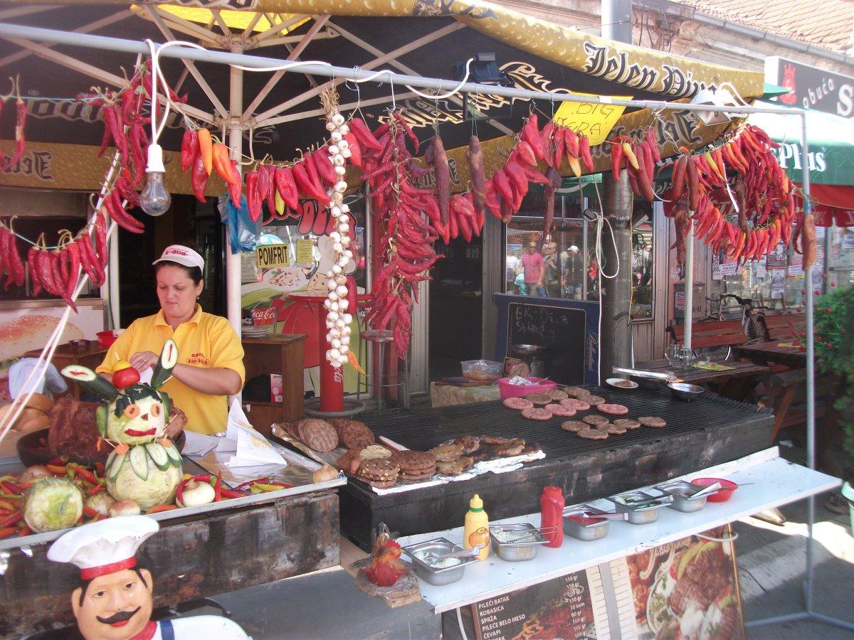 Лесковац - Карнавал на печеното месо - екскурзия с автобус 2