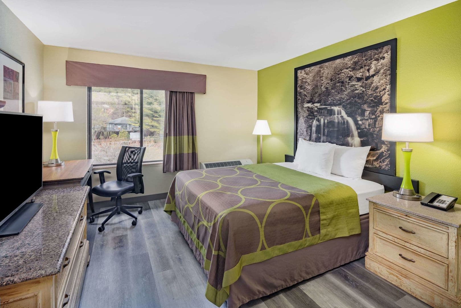 Graystone Lodge, Ascend Hotel Collection 9