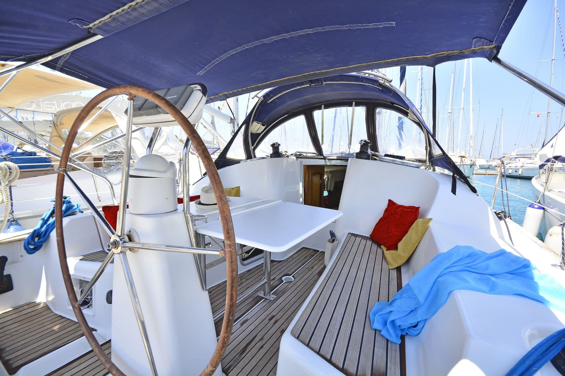 Sun Odyssey 36i Performance 21